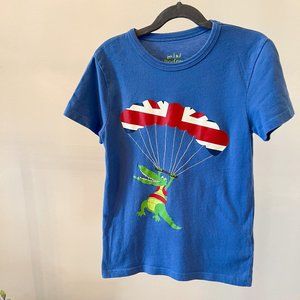Mini Boden Crew Neck Tee in Medium Blue with Alligator Croc British Flag - 7-8Y